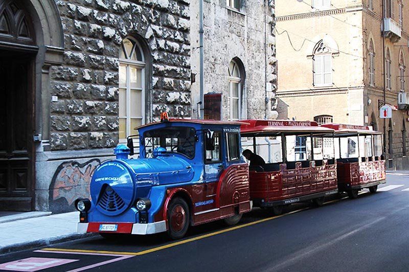 Экскурсионный поезд Trenino Cagliaritano