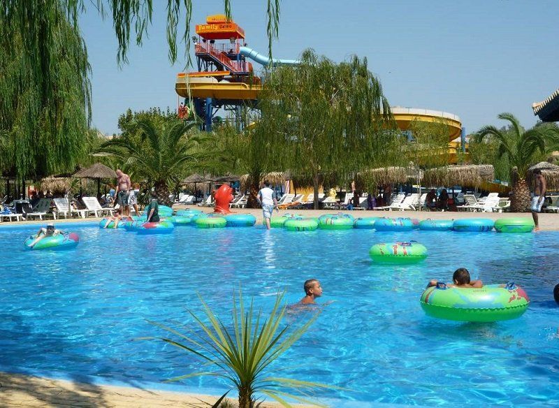 Аквапарк Aqualand