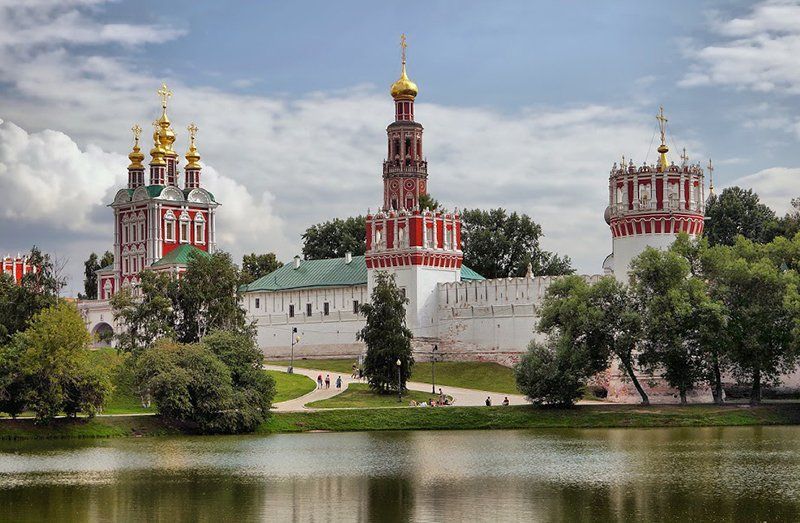 Новодевичий женский монастырь
