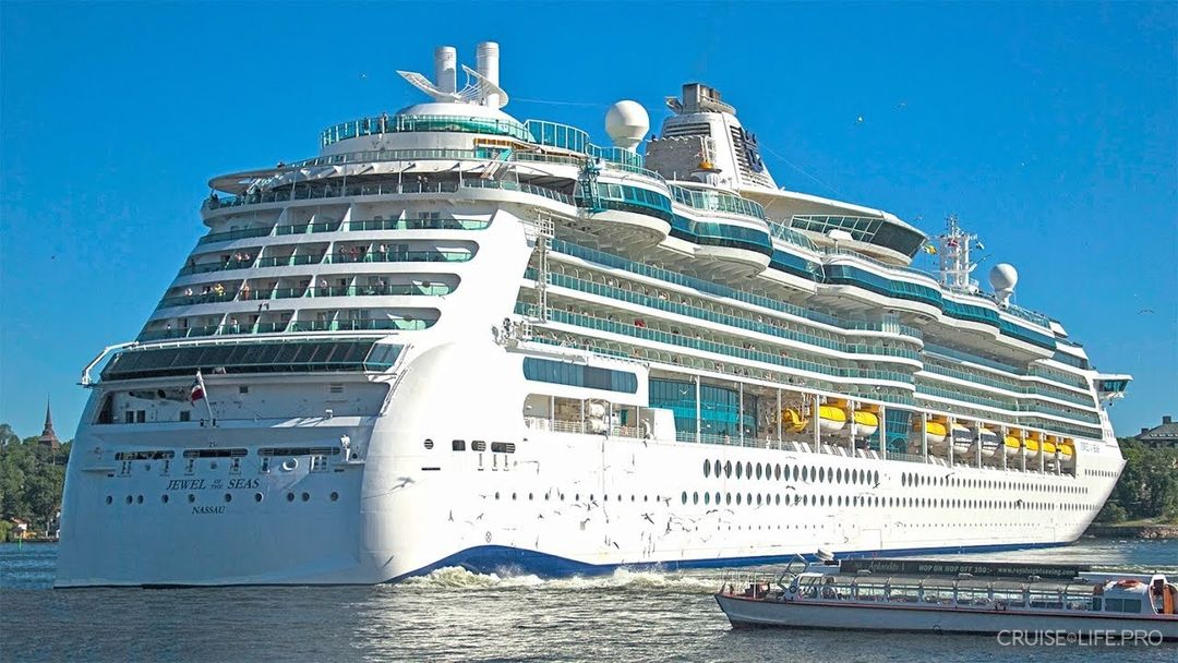 Лайнер недели: Jewel of the Seas! Круизы от 688$/чел.!