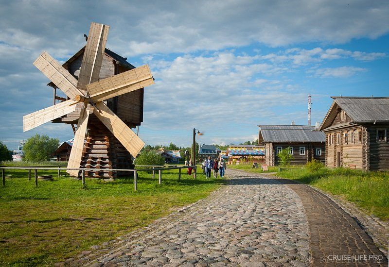 Мандроги, Россия