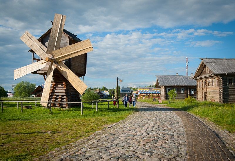 Мандроги, Россия