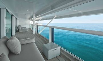 026_1600x960_celebrity-xcel-penthouse-suite