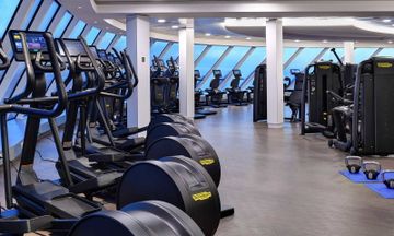 040_1600x960_celebrity-xcel-fitness-center