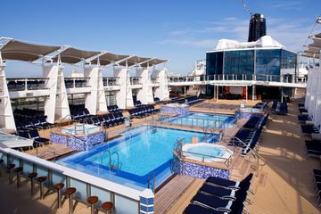 CEL_SL_PoolDeck
