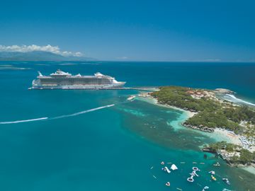 RCI_MayInsta_Hannah&Adam_Haiti_DroneStills_DJI_0006_CMYK_RET