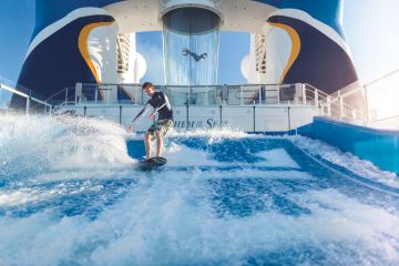 RCI_AN_GoH_Dan_FlowRider_048_RET_CMYK