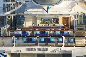 RCI_AN_SkyBar009F