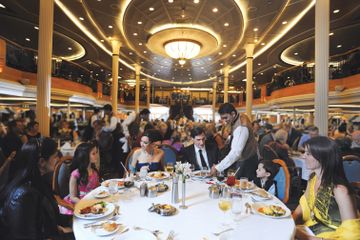 RCI_Grandeur_GreatGatsby2_Blured