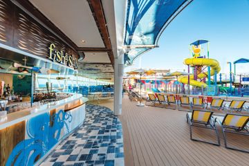 RCI_ID_Europe_May2018_JasonLisiewski_Fish&Ships_2237_RET_CMYK