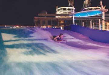 RCI_HM_theVons_FlowRider018_RET_CMYK