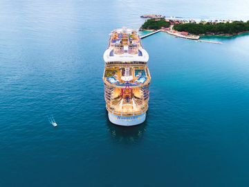 RCI_HM_Labadee_Drone_ConradSchutt-1_RET_CMYK