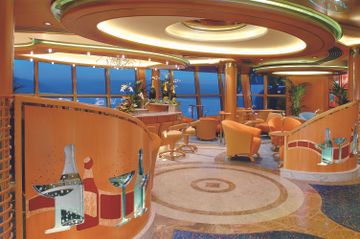 RCI_Jewel_ChampagneBar