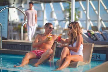 11_CelebrityEdge_RetreatSundeck_7718