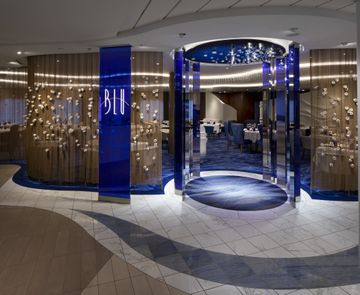 EG18-BluEntrance2R