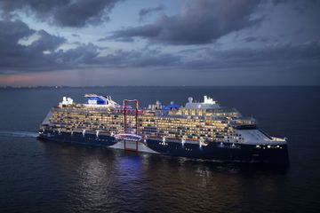 EG18-AerialsNightFLL432