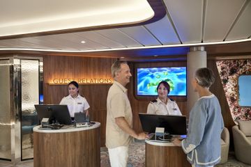 09C_GUEST-RELATIONS_4856R