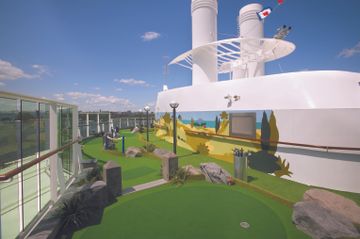 RCI_Serenade_MiniGolf
