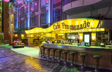 RCI_VY_CafePromenade_4