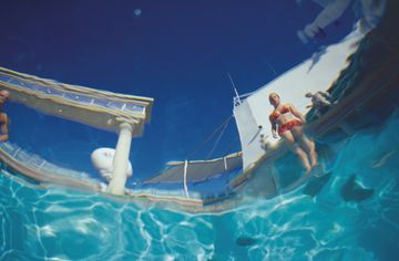 RCI_Voyager_GirlEdge_UR