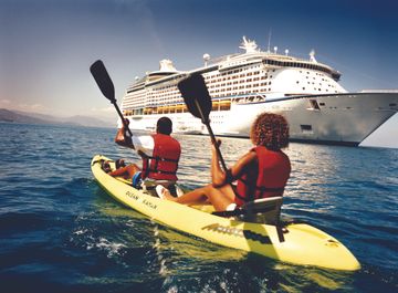 RCI_Labadee_KayakCouple_15UR