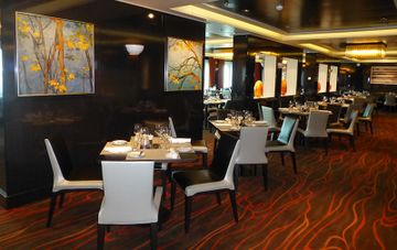 Основной ресторан Savor