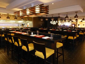 Азиатский ресторан Shanghais Noodle Bar
