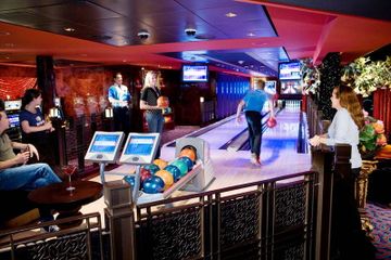 Боулинг (Bliss Ultra Lounge Bowling Alley)