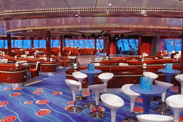Гостиная (Spinnaker Lounge)