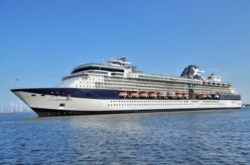 Лайнер Celebrity Constellation