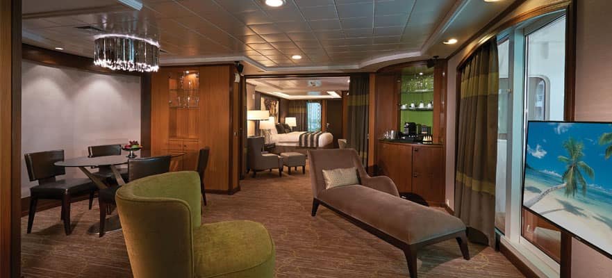 Сьют "The Haven Owner’s Suite with Large Balcony"