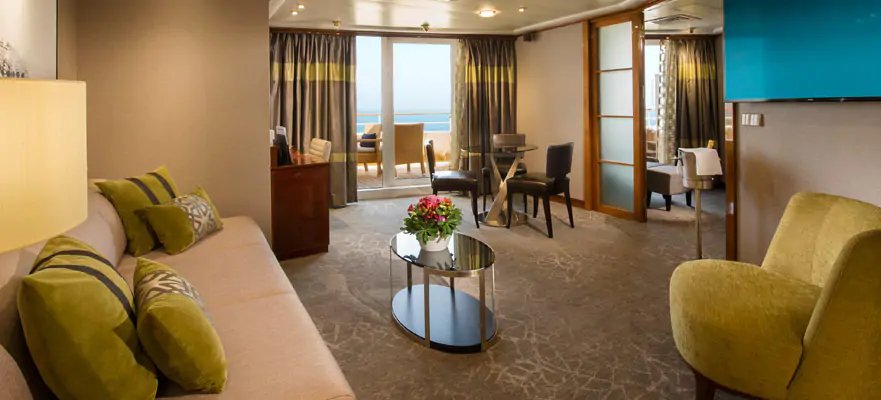 Сьют "Owner’s Suite with Large Balconies"