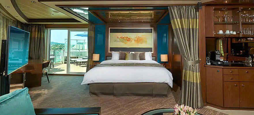 Сьют "The Haven Deluxe Owner’s Suite with Large Balcony"