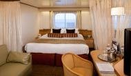 Каюта с окном "Ocean-view stateroom"
