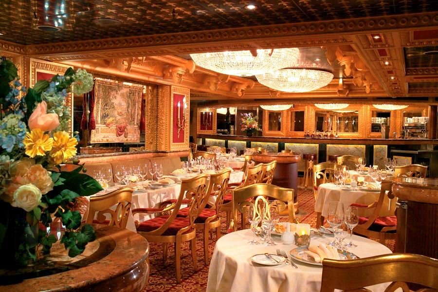 Стейкхаус Sun King Steakhouse