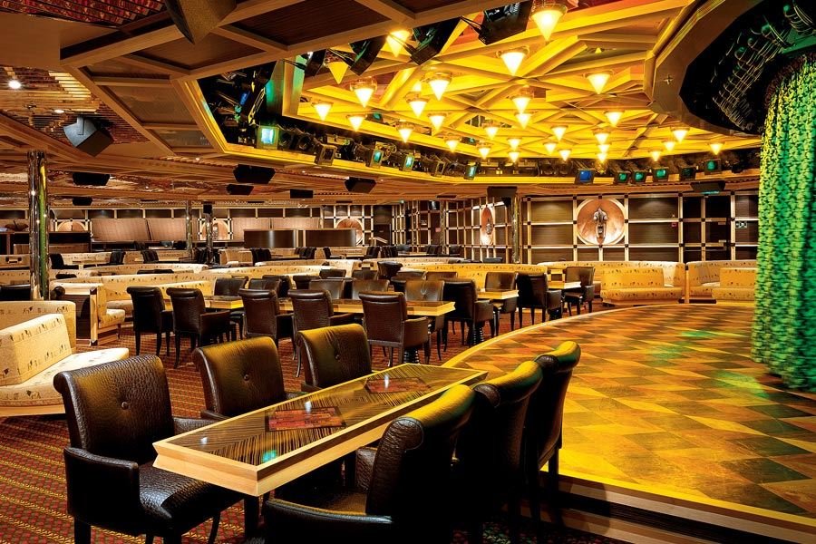 Лаунж Ebony Cabaret Aft Lounge