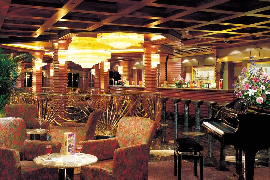 Сигарный бар Pinnacle Cigar Bar