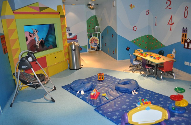 Центр It's A Small World Nursery