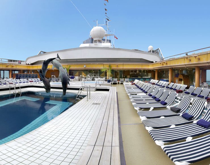 Бассейн с раздвижной крышей (Lido Pool)