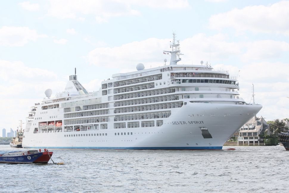 silversea-luxury-silver-spirit-ship1