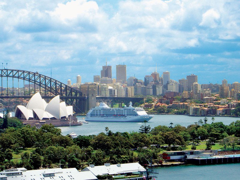 Seven Seas Voyager