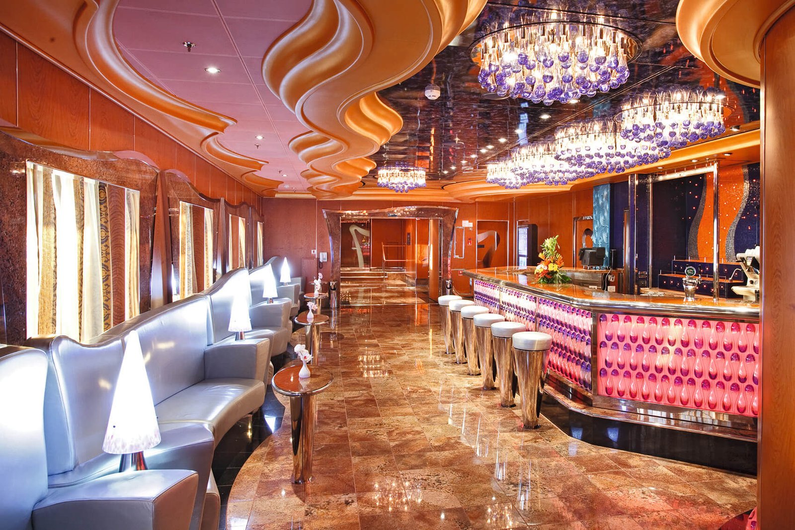 Virgo Lounge | Costa Luminosa