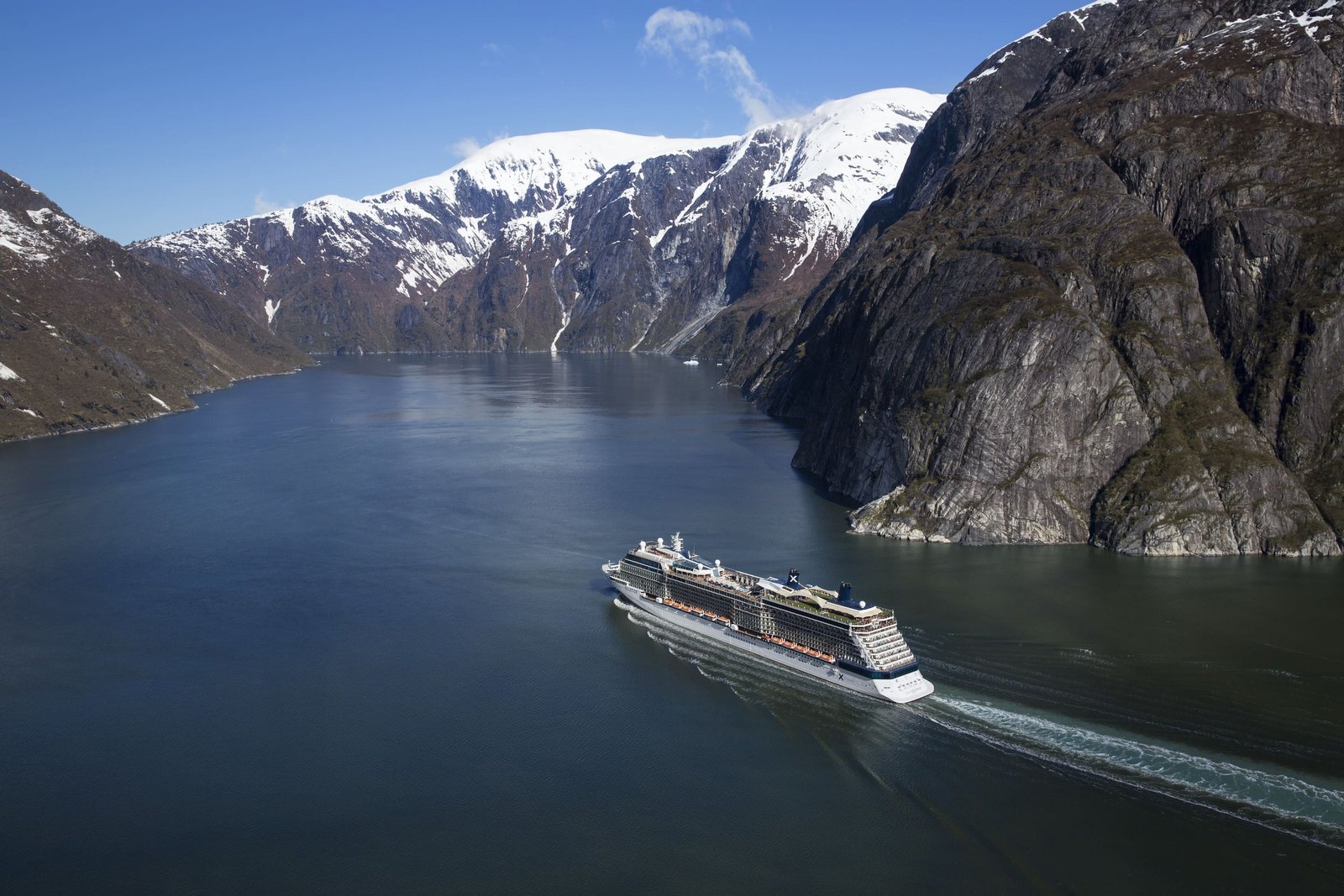 CEL_SL_ShipExterior_TracyArmFjord_338