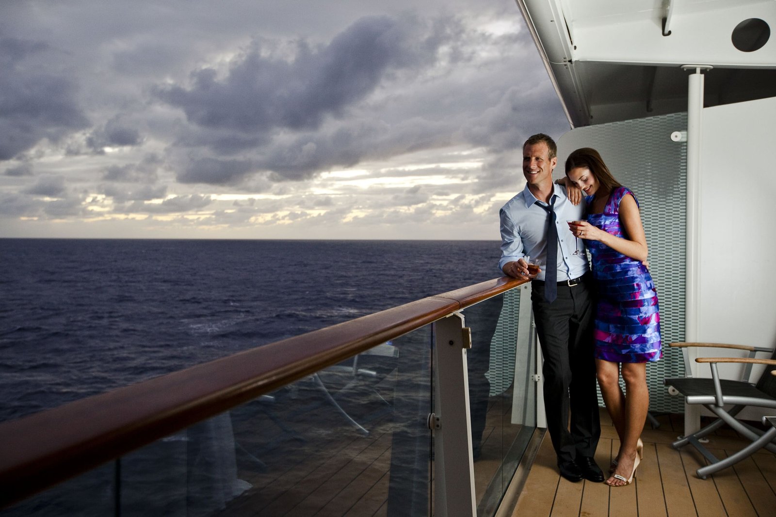 CEL_SL_balconycouple2_1721_rev02
