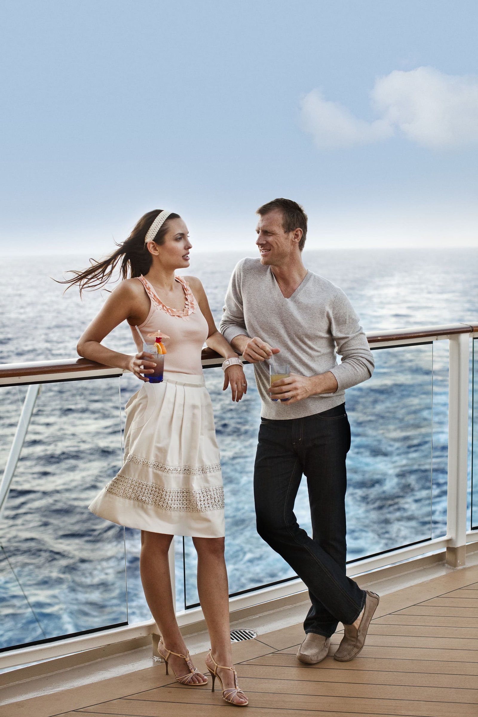 CEL_SL_SunsetBar_Couple_4983