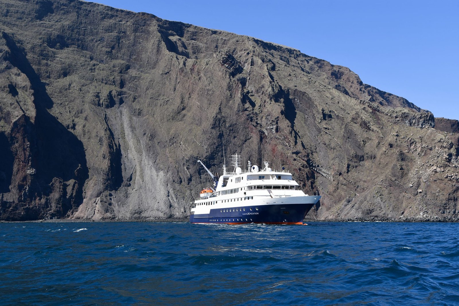 XPEDITION-Exterior-VicenteRoca-6323-HIGH