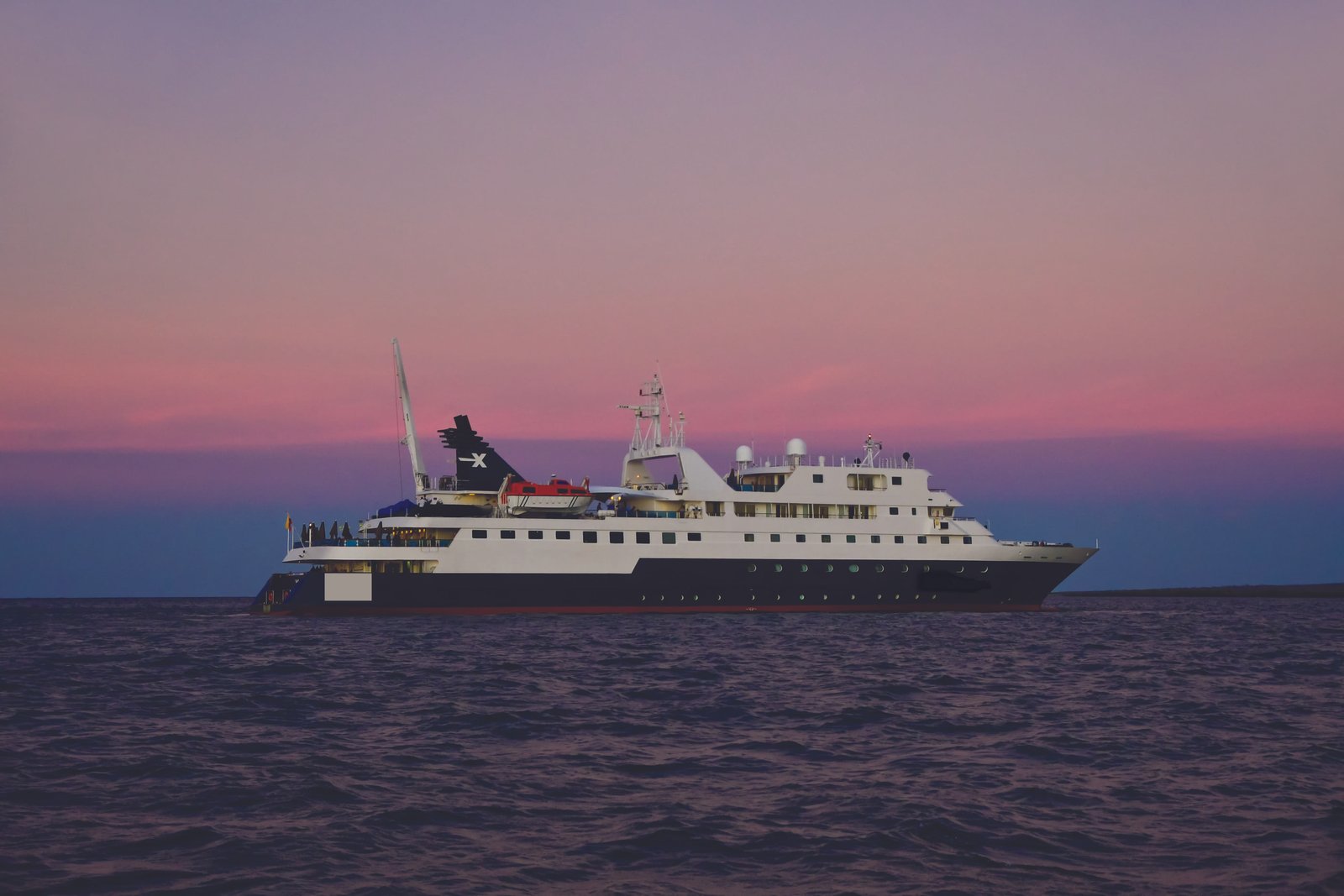 XPEDITION-Exterior-CerroDragon-7504-HIGH
