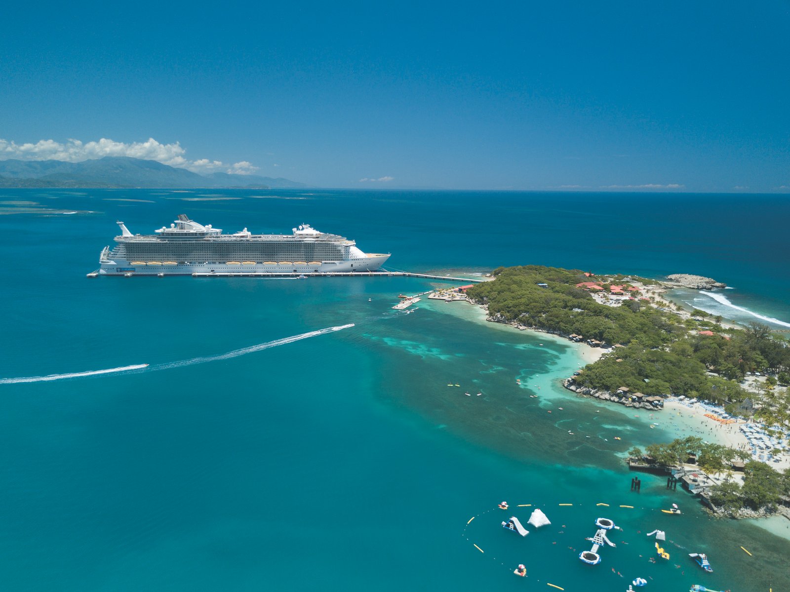 RCI_MayInsta_Hannah&amp;Adam_Haiti_DroneStills_DJI_0006_CMYK_RET