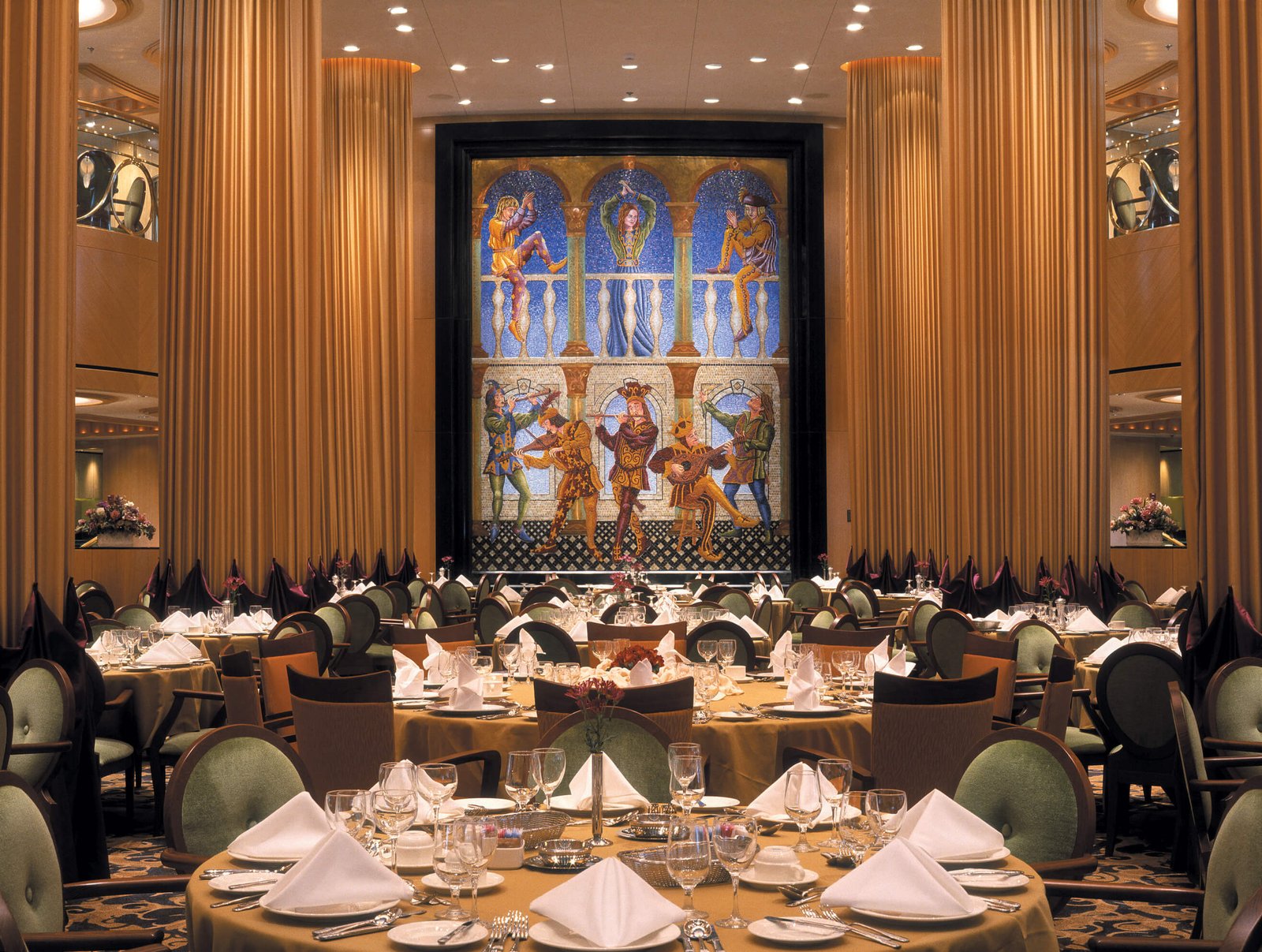 RCI_Brilliance_DiningRoom_2