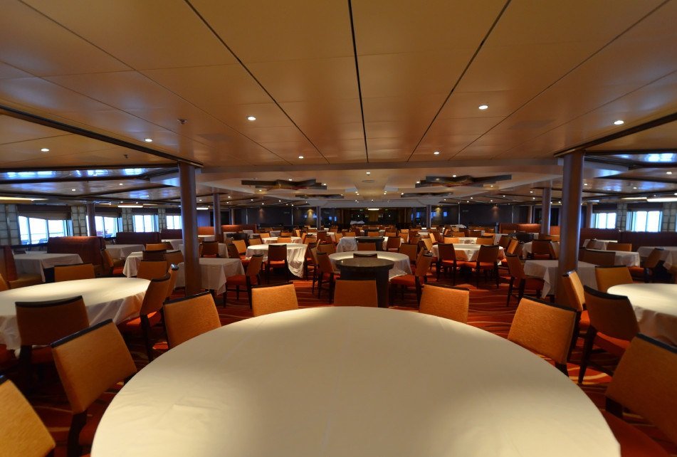 Основной ресторан Sunset Dining Room